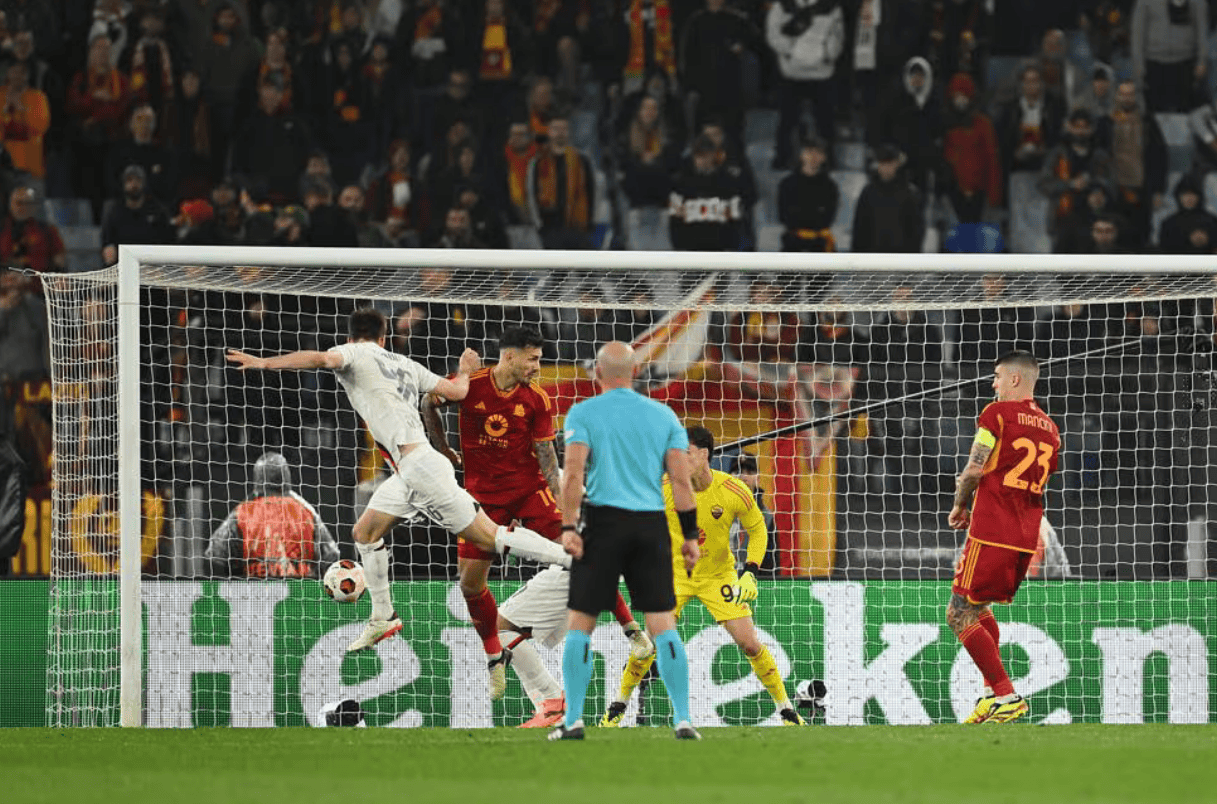 欧联赛程吃紧；浙江队集结日遗憾出局；态度坚定；更衣室氛围转暖的简单介绍