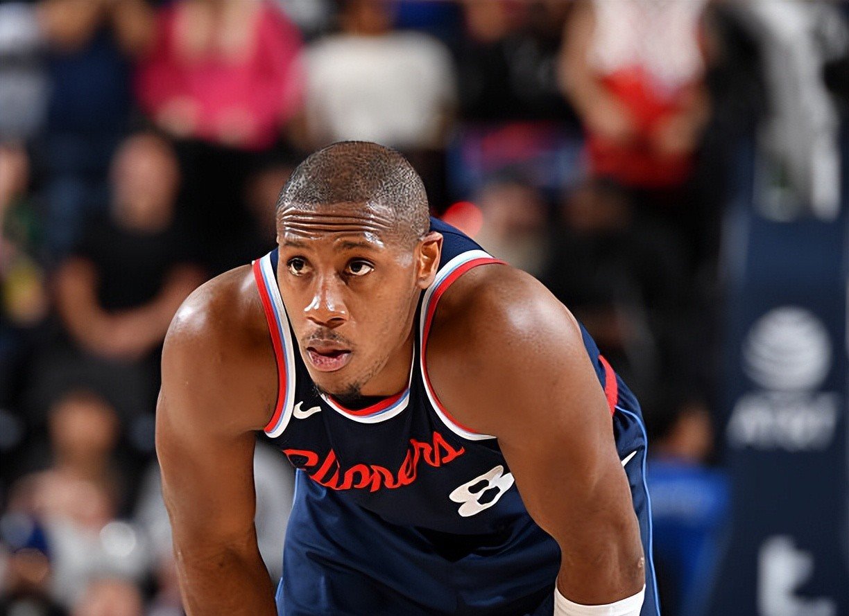 洛杉矶快船赛前扳平良机，志在全明星赛名次提升，赛场秩序良好，球探报告显示潜力的简单介绍