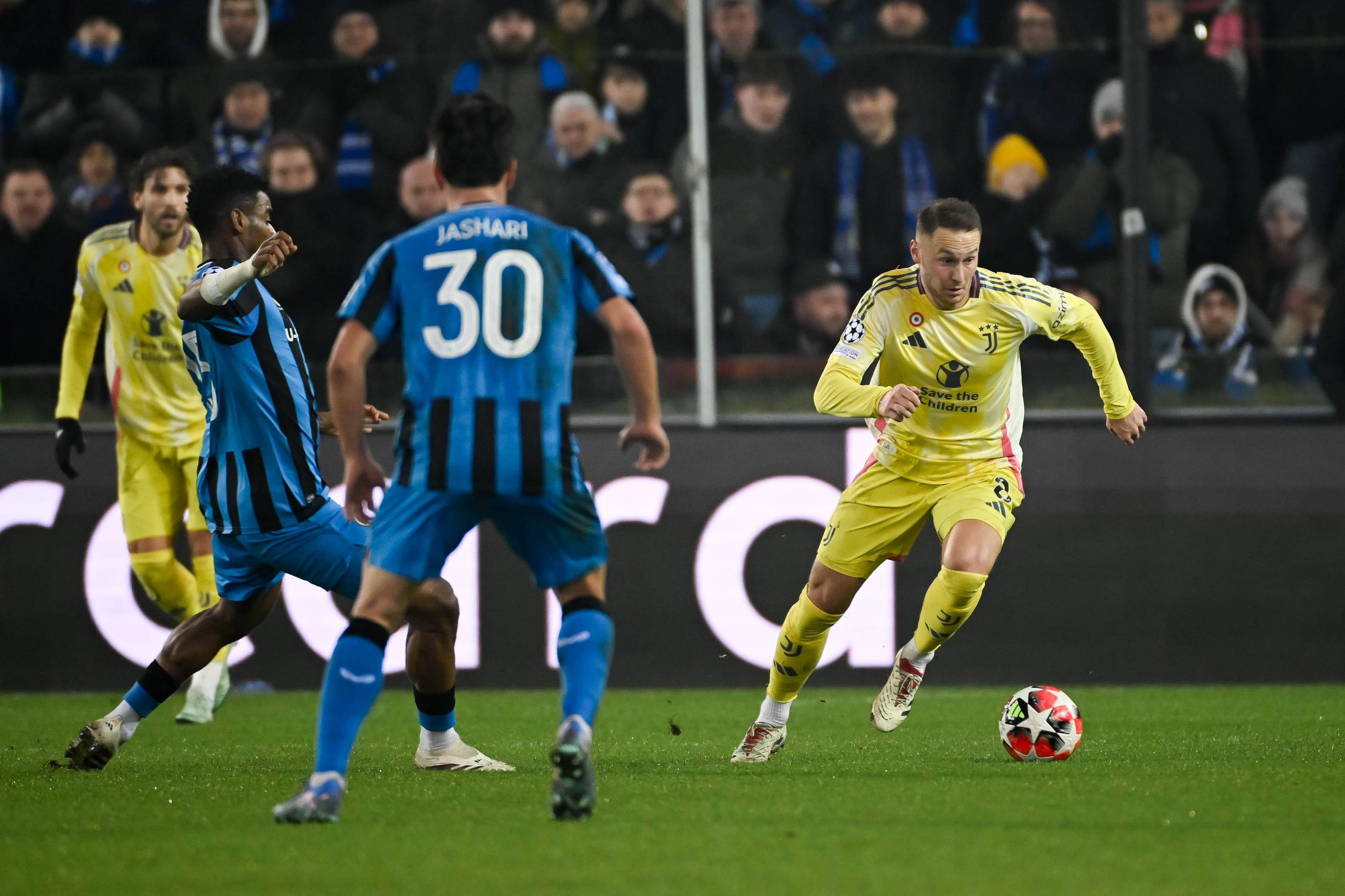 包含摩纳哥训练开放日，今夜防线松动引欢呼，欧冠在即，球队文化再被提及的词条-开云官网